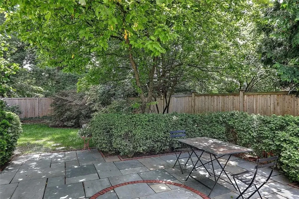 102 Prospect Street Providence RI 02906
