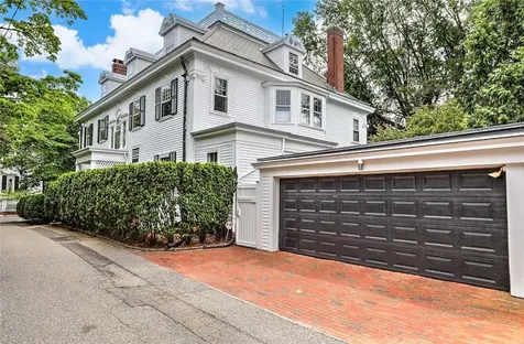 102 Prospect Street Providence RI 02906