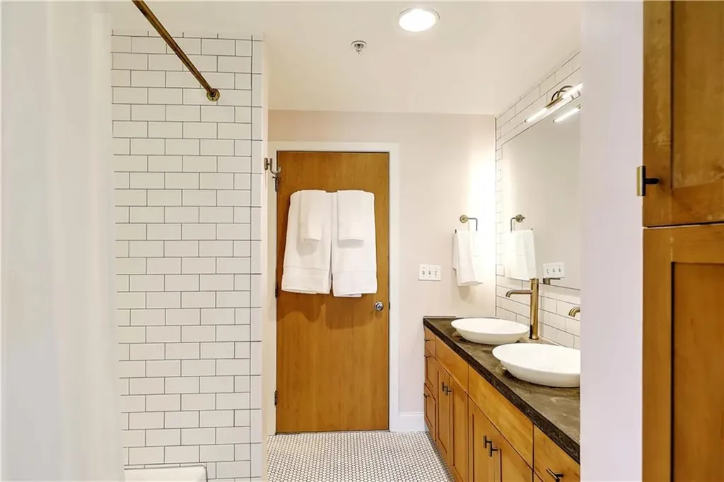 755 Westminster Street Providence RI 02903