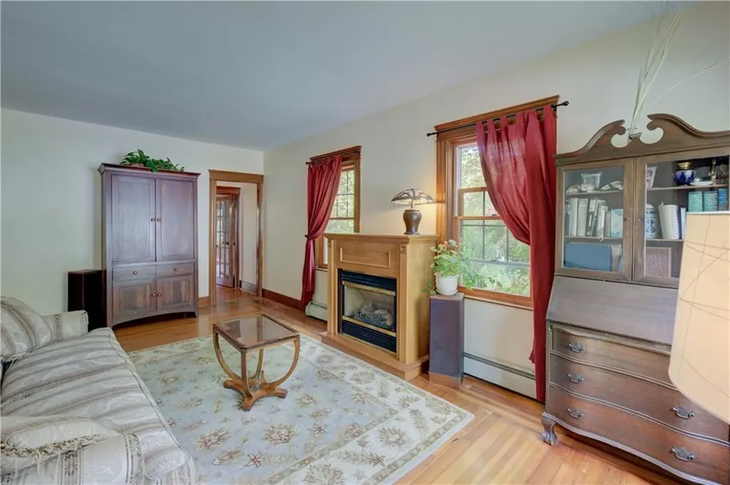 127 Foote Street Barrington RI 02806