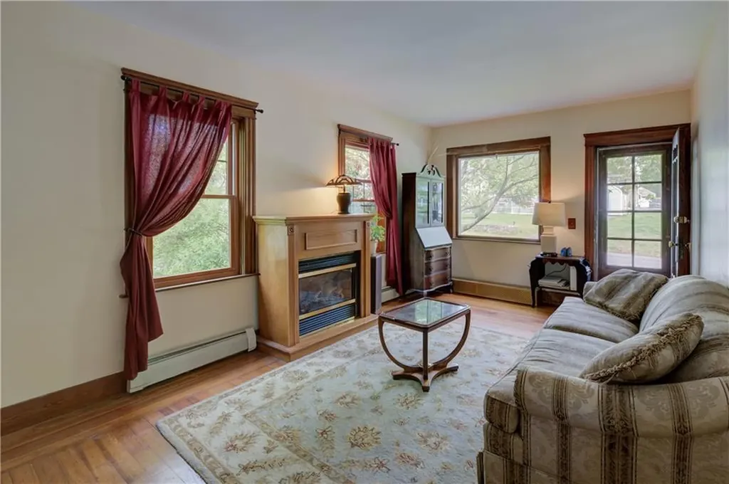 127 Foote Street Barrington RI 02806