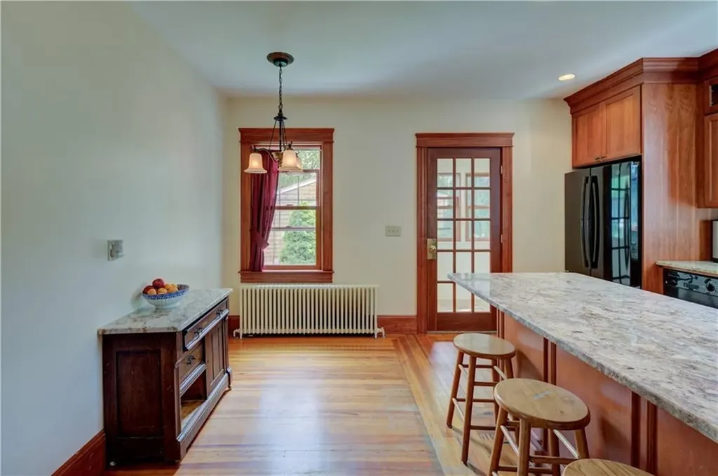 127 Foote Street Barrington RI 02806