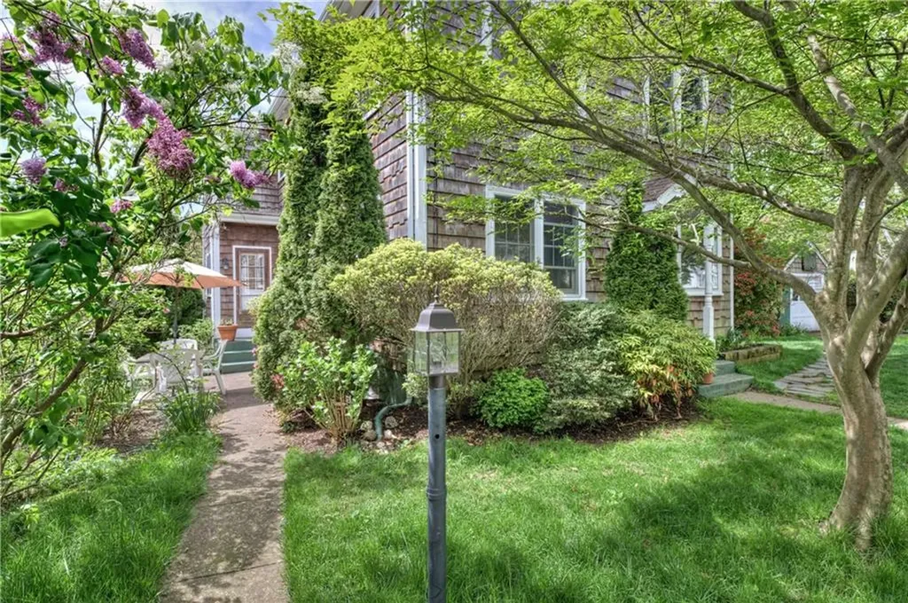 127 Foote Street Barrington RI 02806