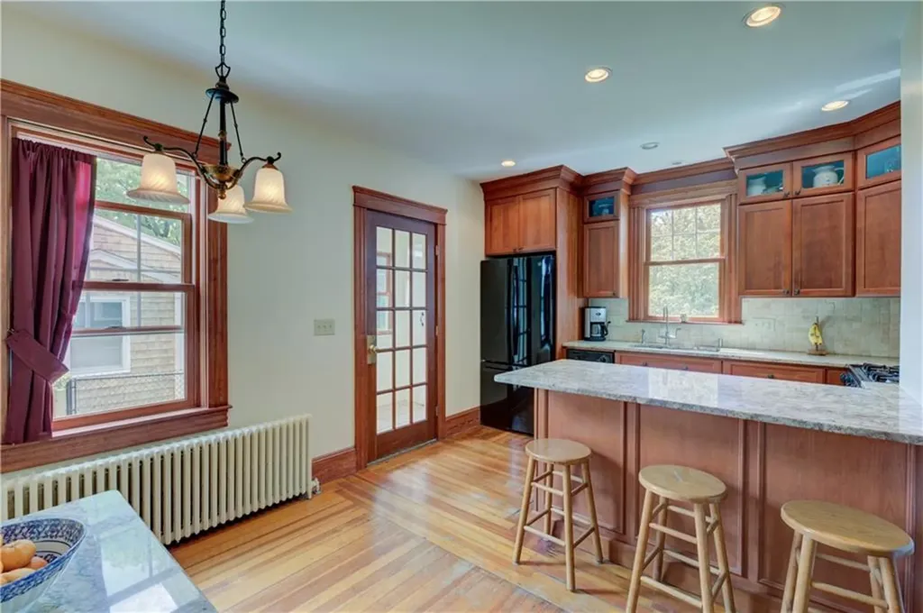 127 Foote Street Barrington RI 02806