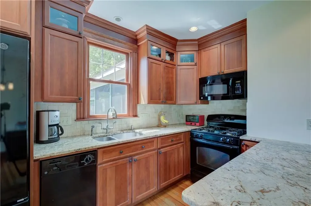 127 Foote Street Barrington RI 02806