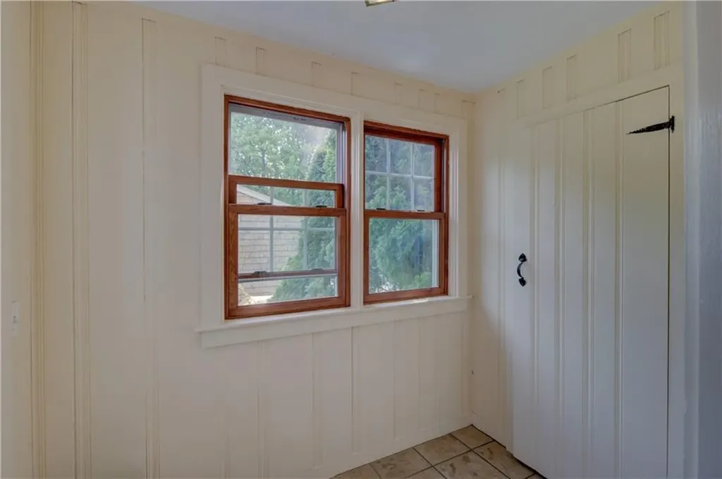 127 Foote Street Barrington RI 02806