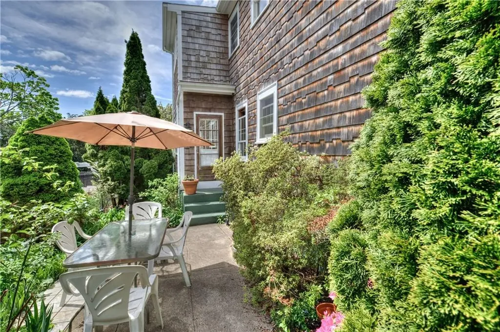 127 Foote Street Barrington RI 02806