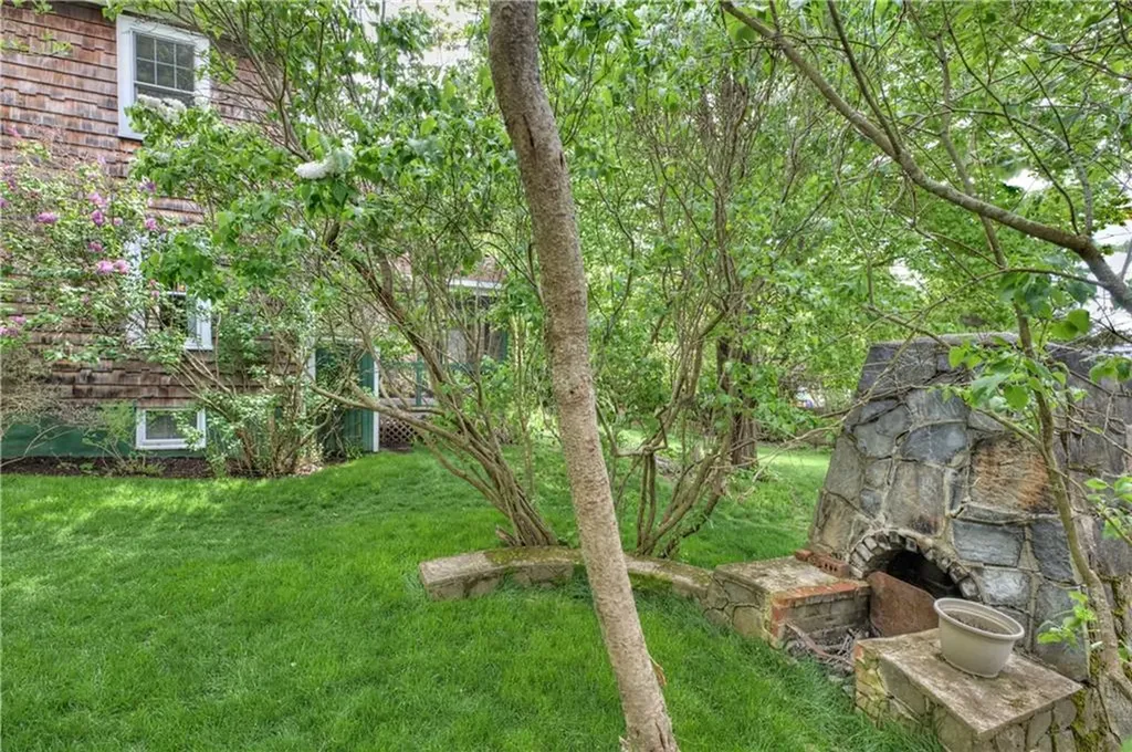 127 Foote Street Barrington RI 02806