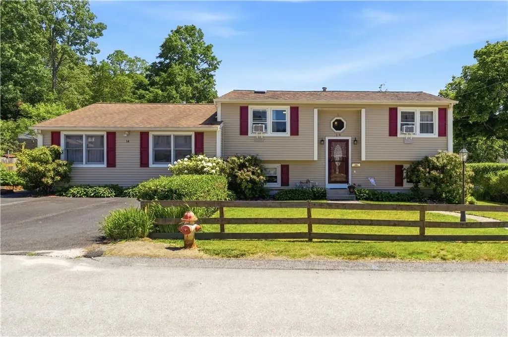 14 Oak Street West Warwick RI 02893