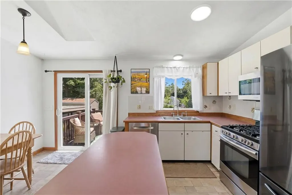 14 Oak Street West Warwick RI 02893