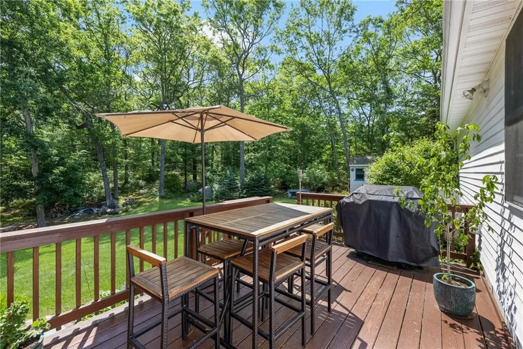 25 Clarkin Pond Road Charlestown RI 02813