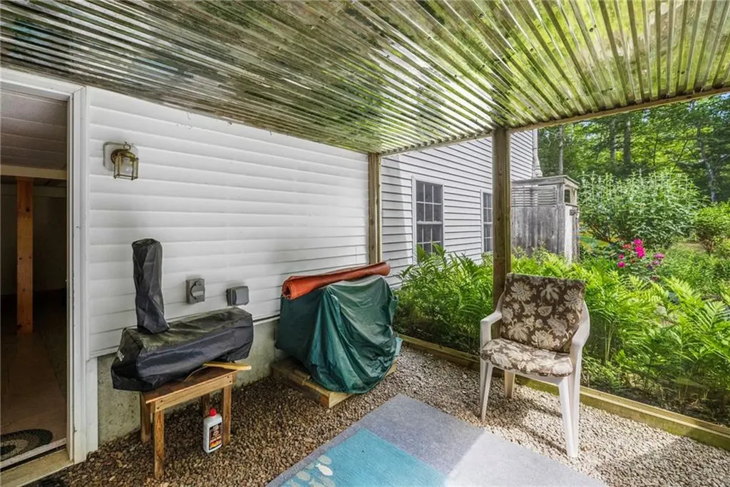 25 Clarkin Pond Road Charlestown RI 02813