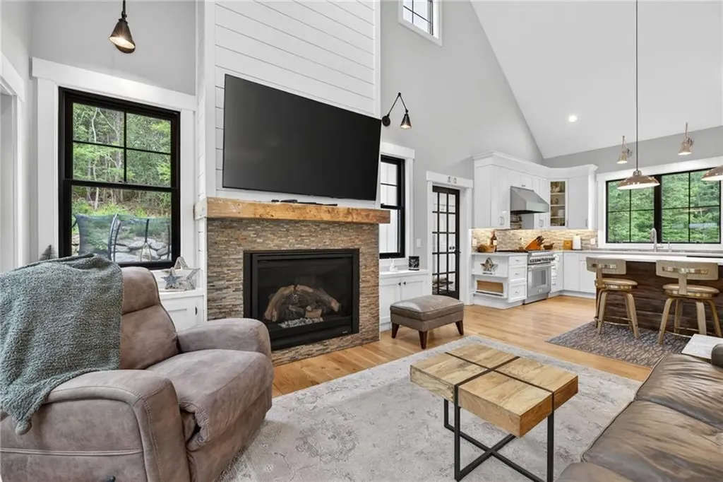 1425 Maple Valley Road Coventry RI 02816