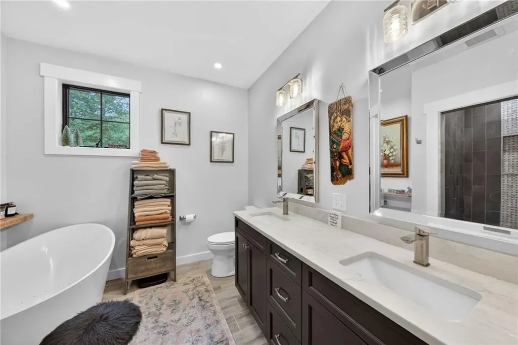 1425 Maple Valley Road Coventry RI 02816