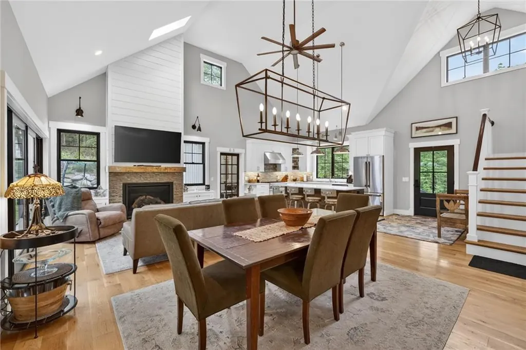 1425 Maple Valley Road Coventry RI 02816