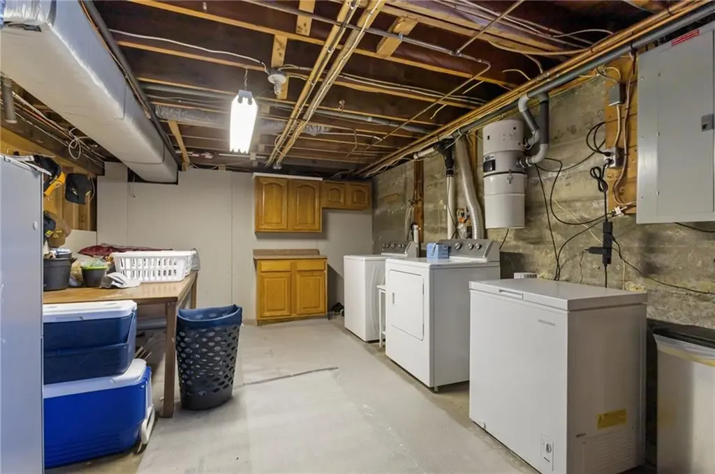74 Youngs Avenue West Warwick RI 02893