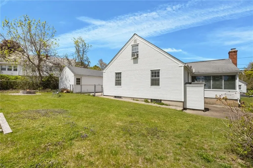 74 Youngs Avenue West Warwick RI 02893