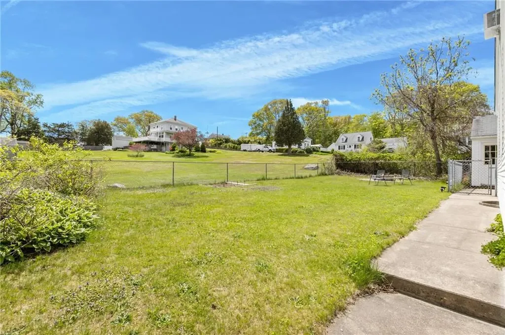 74 Youngs Avenue West Warwick RI 02893