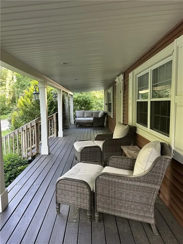 1635 Old Smithfield Road North Smithfield RI 02896