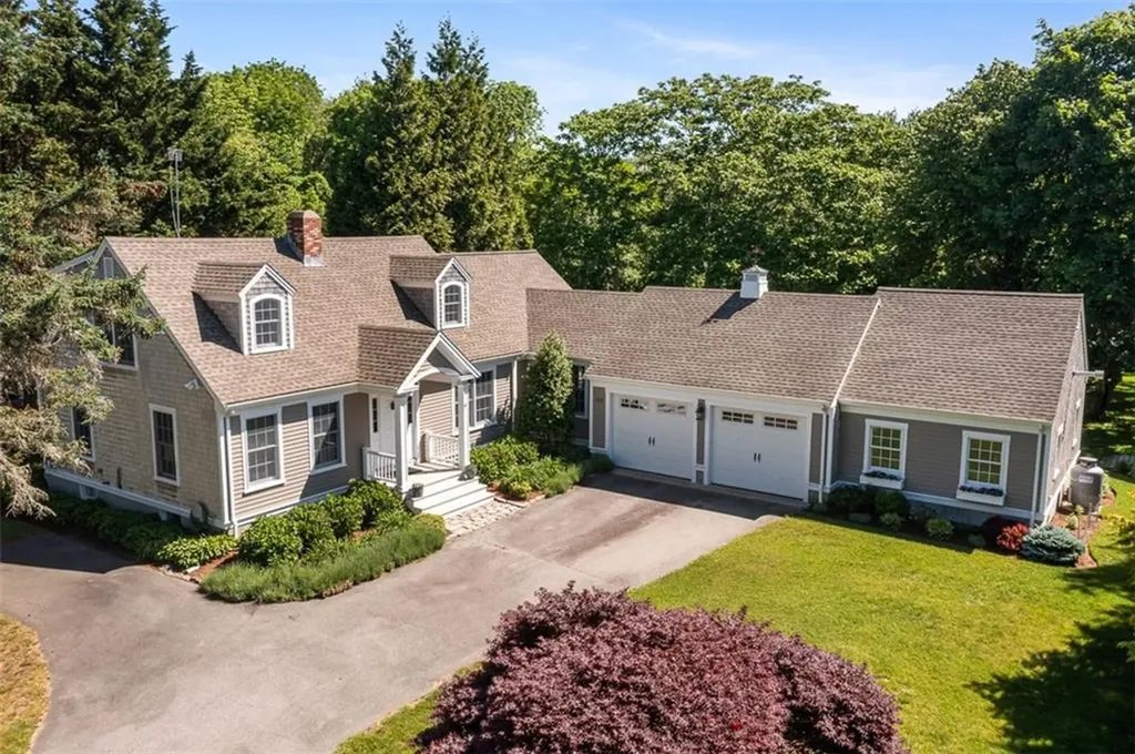 53 B Cummings Lane Westport MA 02790