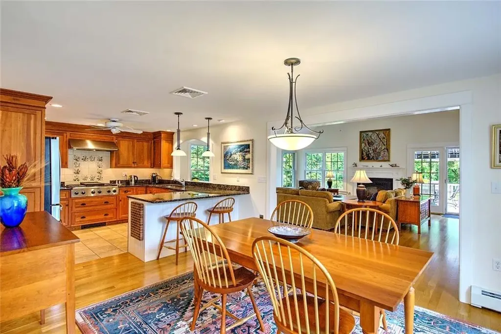 53 B Cummings Lane Westport MA 02790