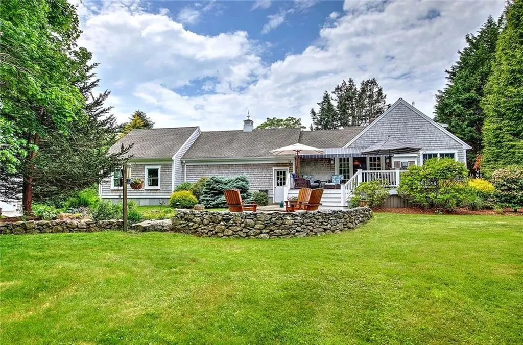 53 B Cummings Lane Westport MA 02790