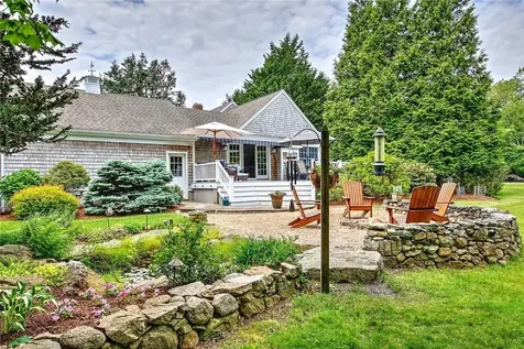 53 B Cummings Lane Westport MA 02790
