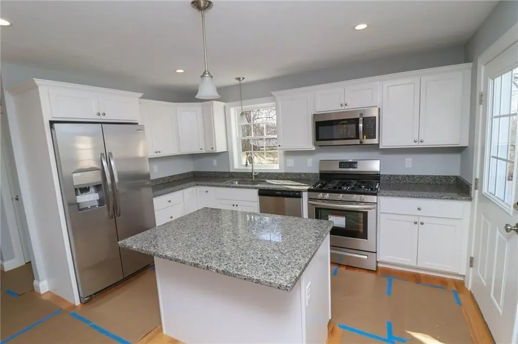 129 Mill Street Cumberland RI 02864