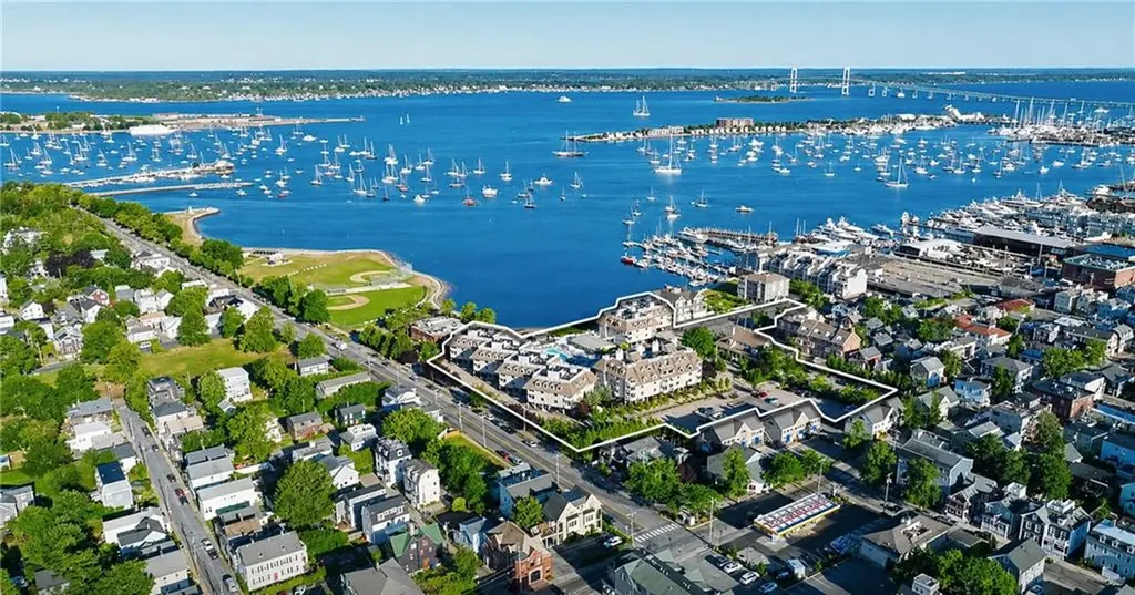 551 Thames Street Newport RI 02840