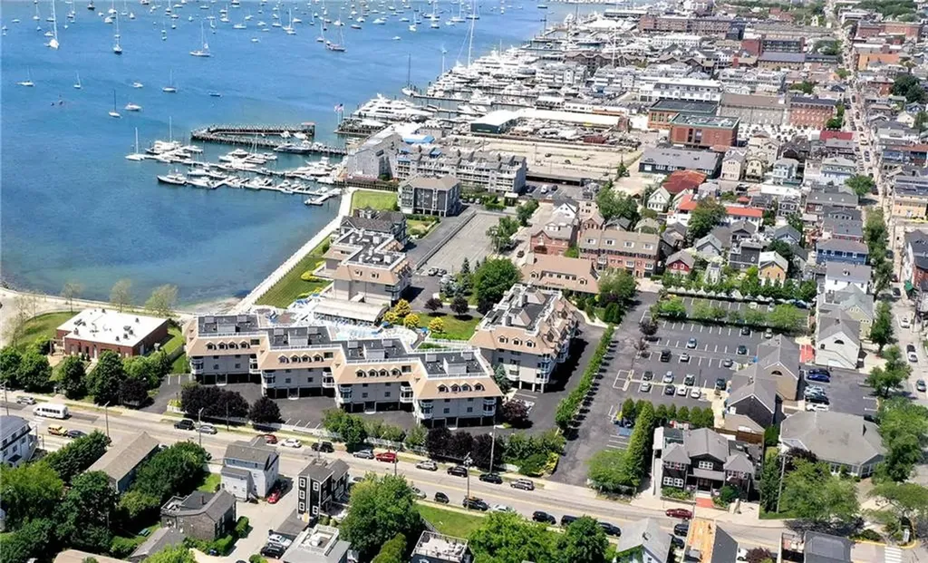 551 Thames Street Newport RI 02840