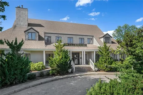 551 Thames Street Newport RI 02840