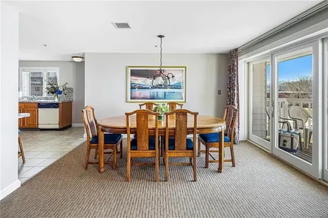 551 Thames Street Newport RI 02840