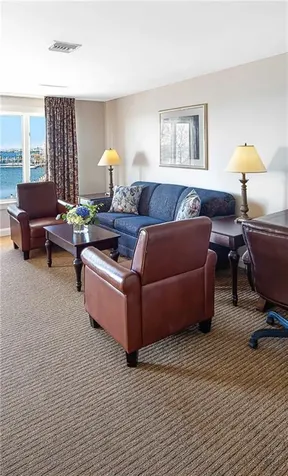 551 Thames Street Newport RI 02840