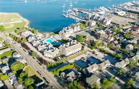 551 Thames Street Newport RI 02840