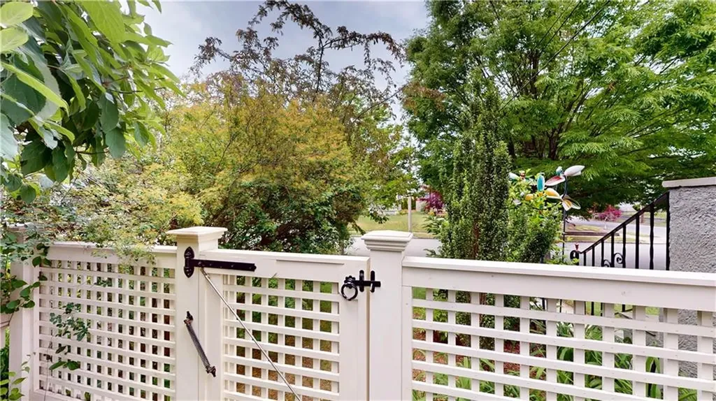 130 Grace Street Cranston RI 02910