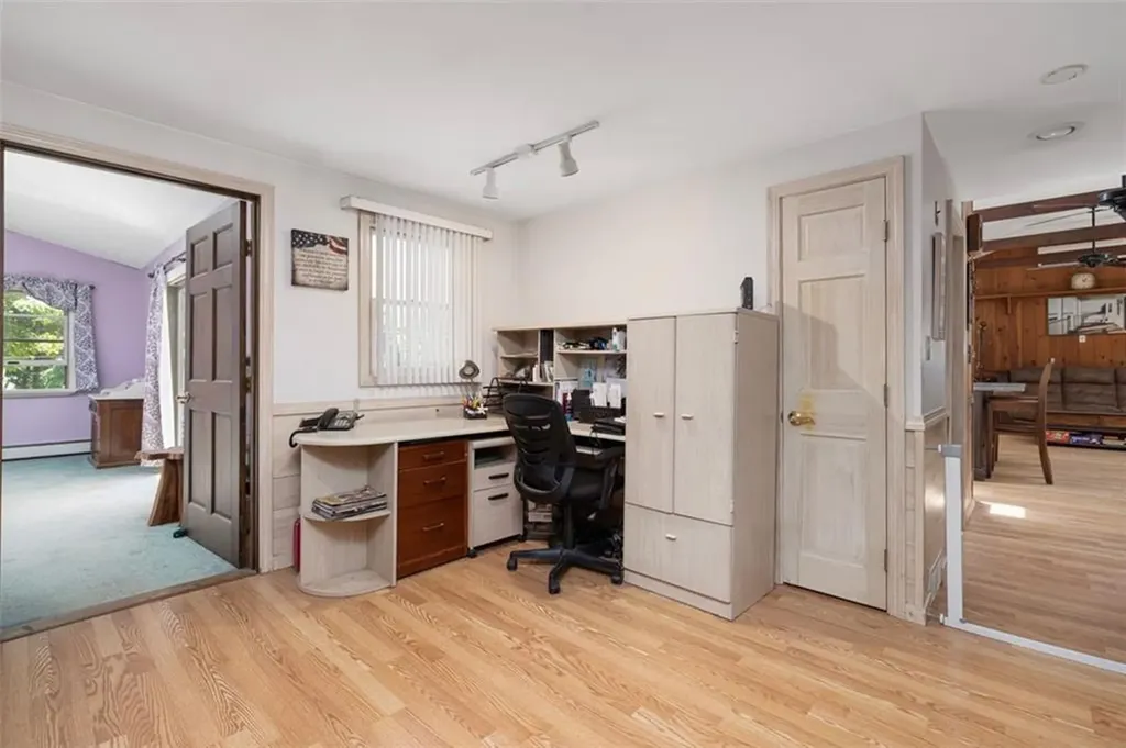 456 Rockland Road Scituate RI 02857