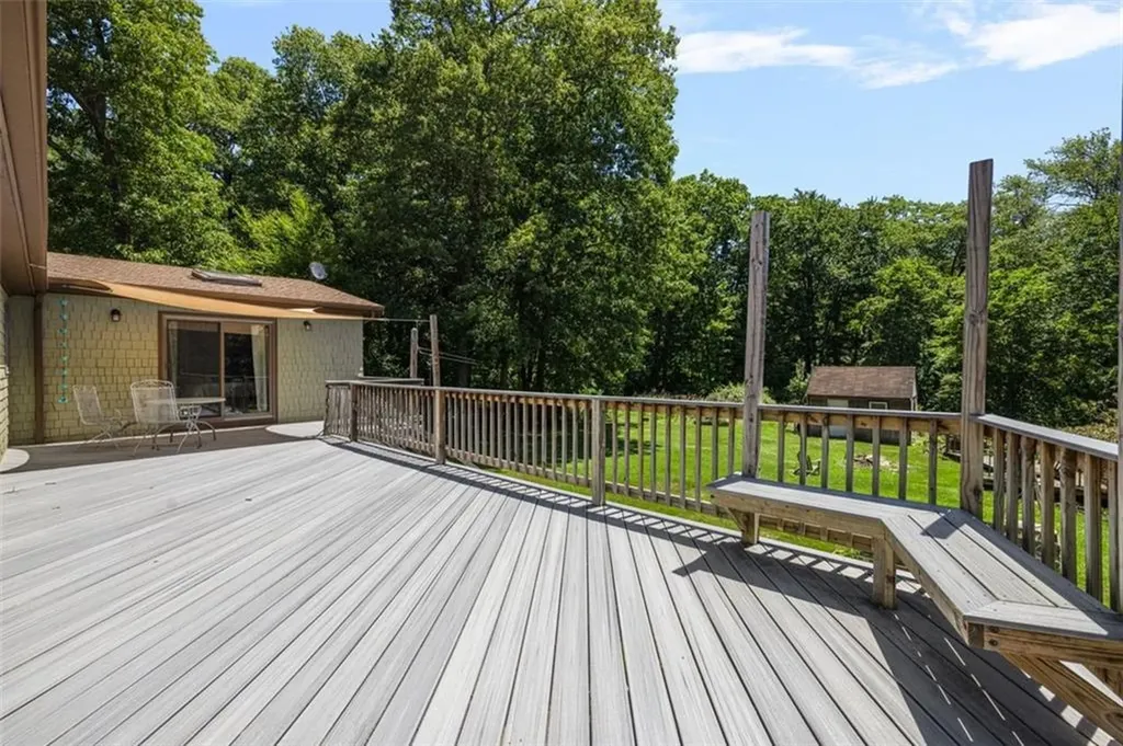 456 Rockland Road Scituate RI 02857