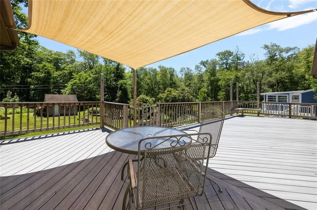 456 Rockland Road Scituate RI 02857