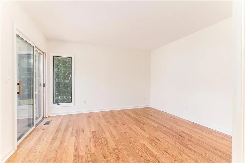 260 Sweet Allen Farm Road South Kingstown RI 02879