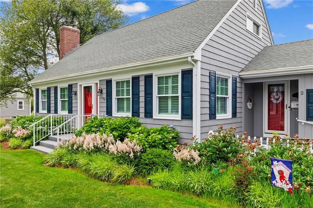 2 Redwood Court Warren RI 02885