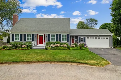 2 Redwood Court Warren RI 02885