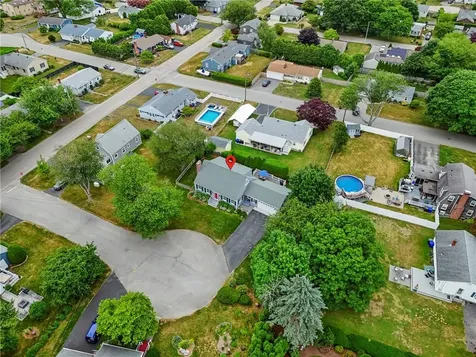 2 Redwood Court Warren RI 02885