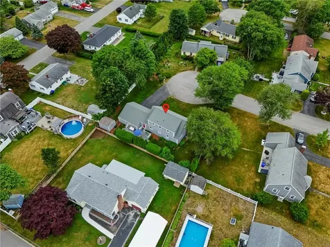 2 Redwood Court Warren RI 02885