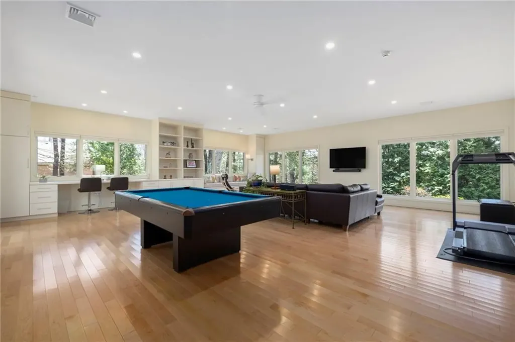 29 Dennell Drive Lincoln RI 02865