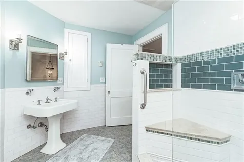 170 Lloyd Road North Kingstown RI 02874