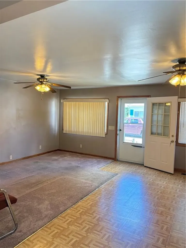 52 Kenway Avenue Warwick RI 02889