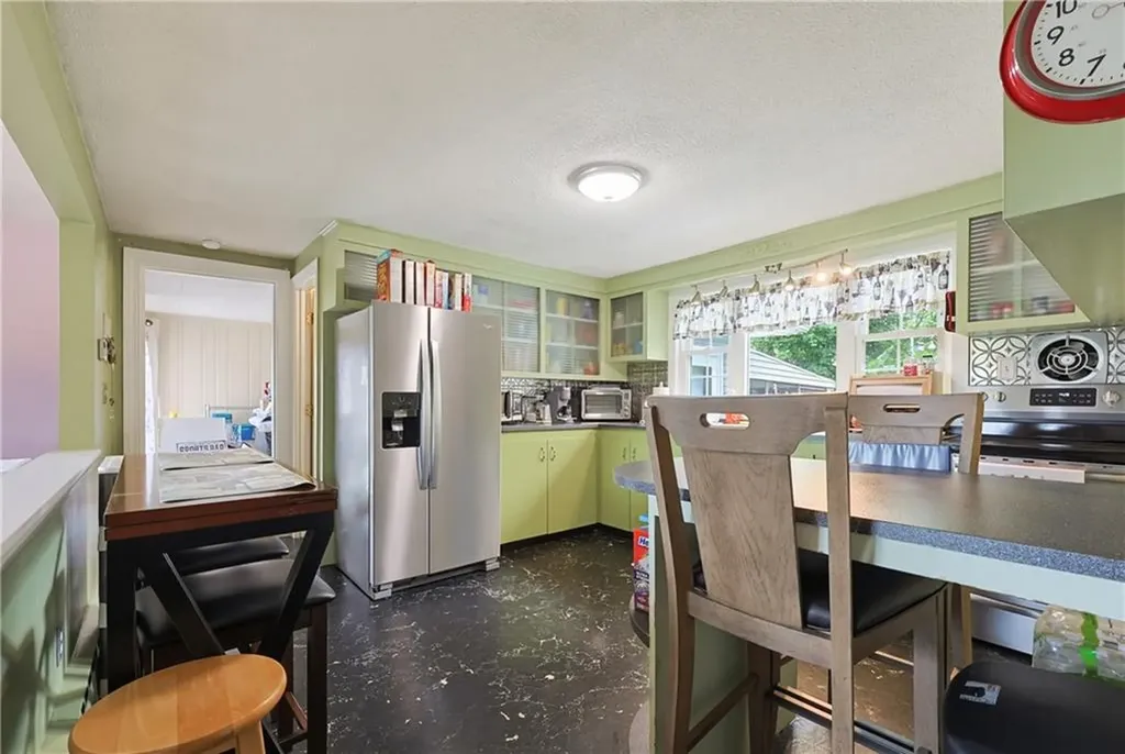 102 Grace Avenue Woonsocket RI 02895