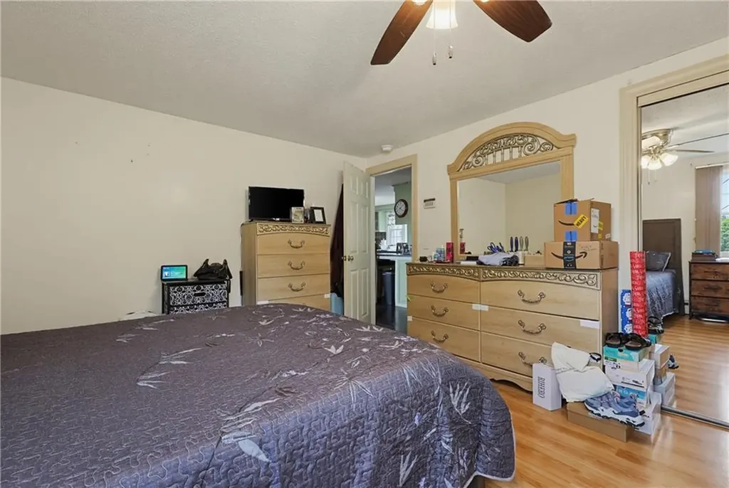 102 Grace Avenue Woonsocket RI 02895
