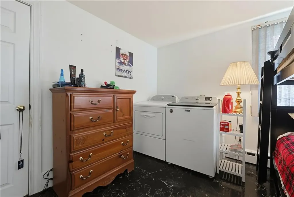 102 Grace Avenue Woonsocket RI 02895