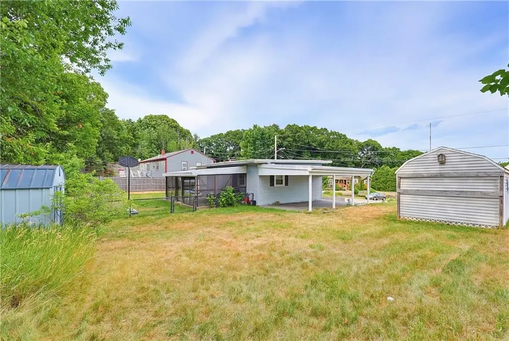 102 Grace Avenue Woonsocket RI 02895